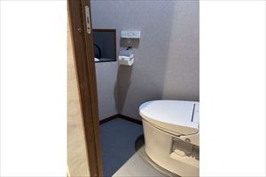 toilet